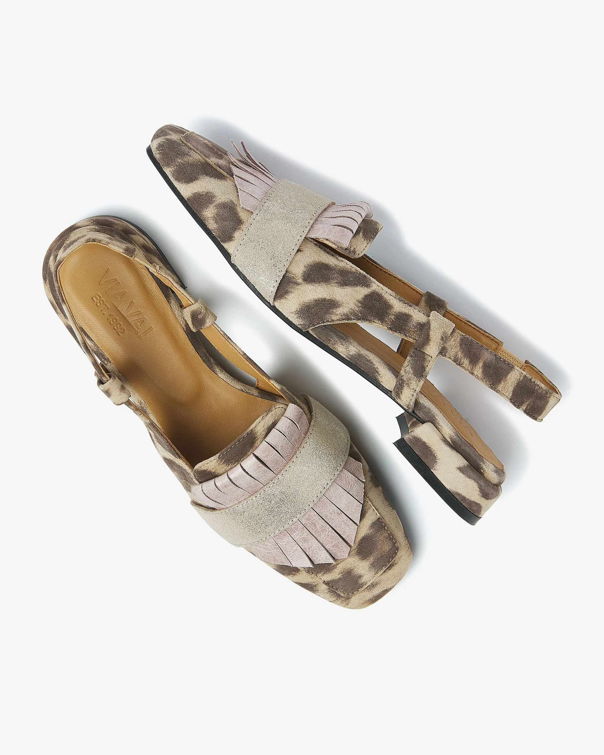 Julie Lindi - Image 4