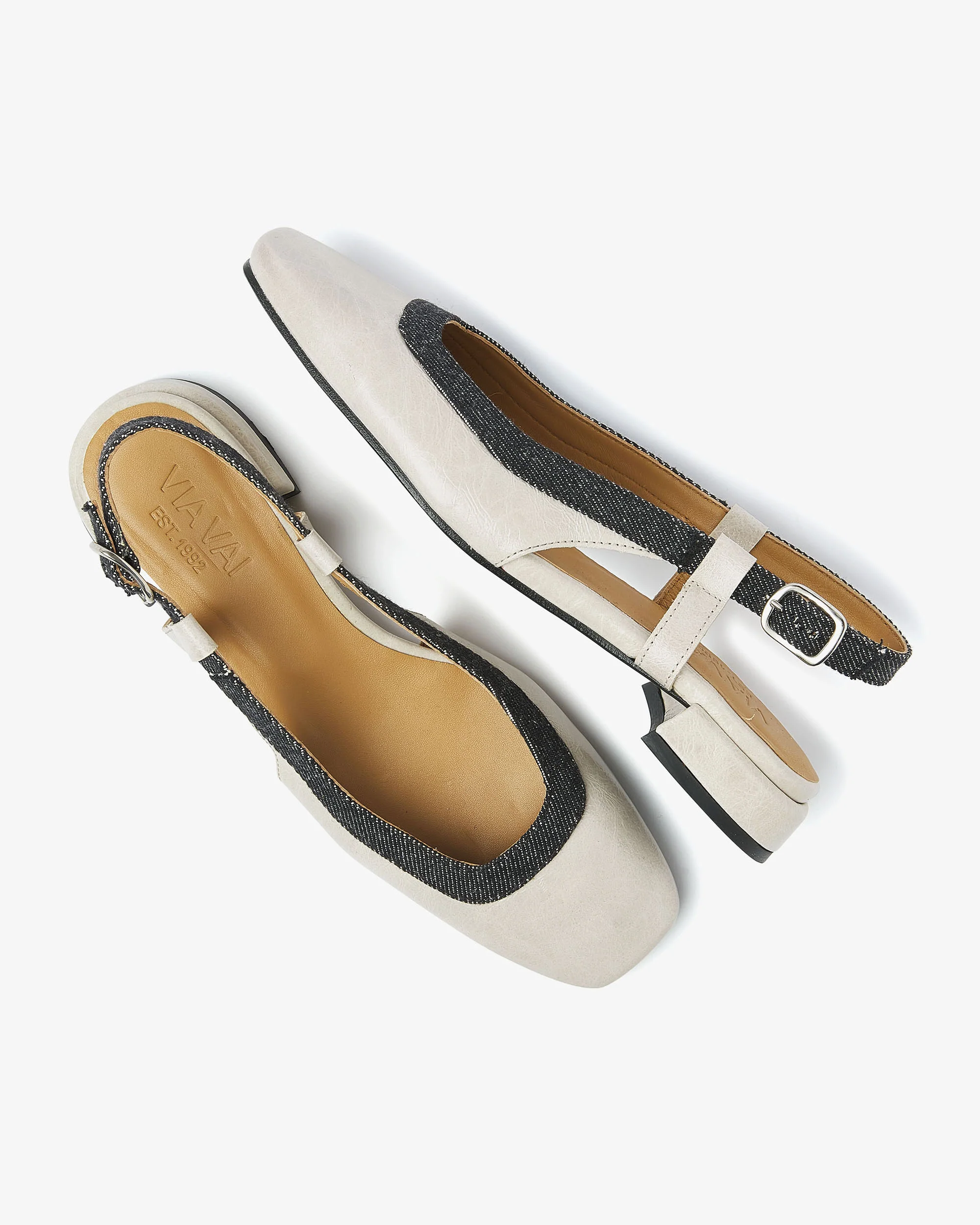 Julie Xena - Image 4