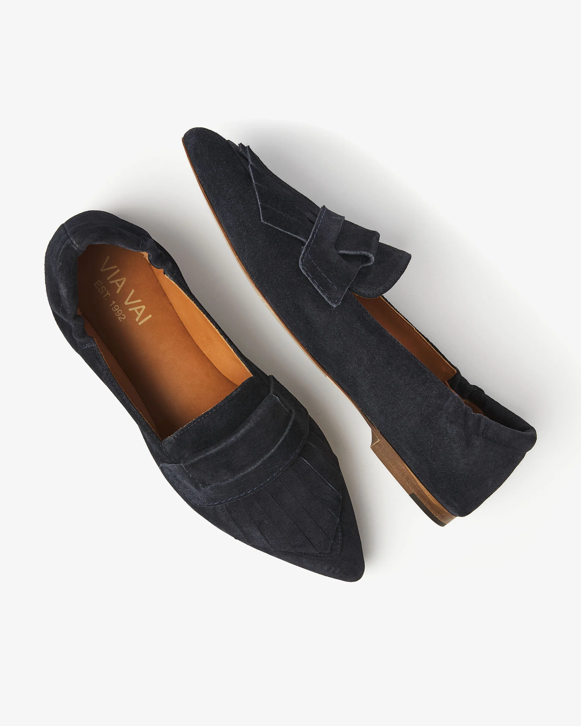 Lola Oakley - Image 4