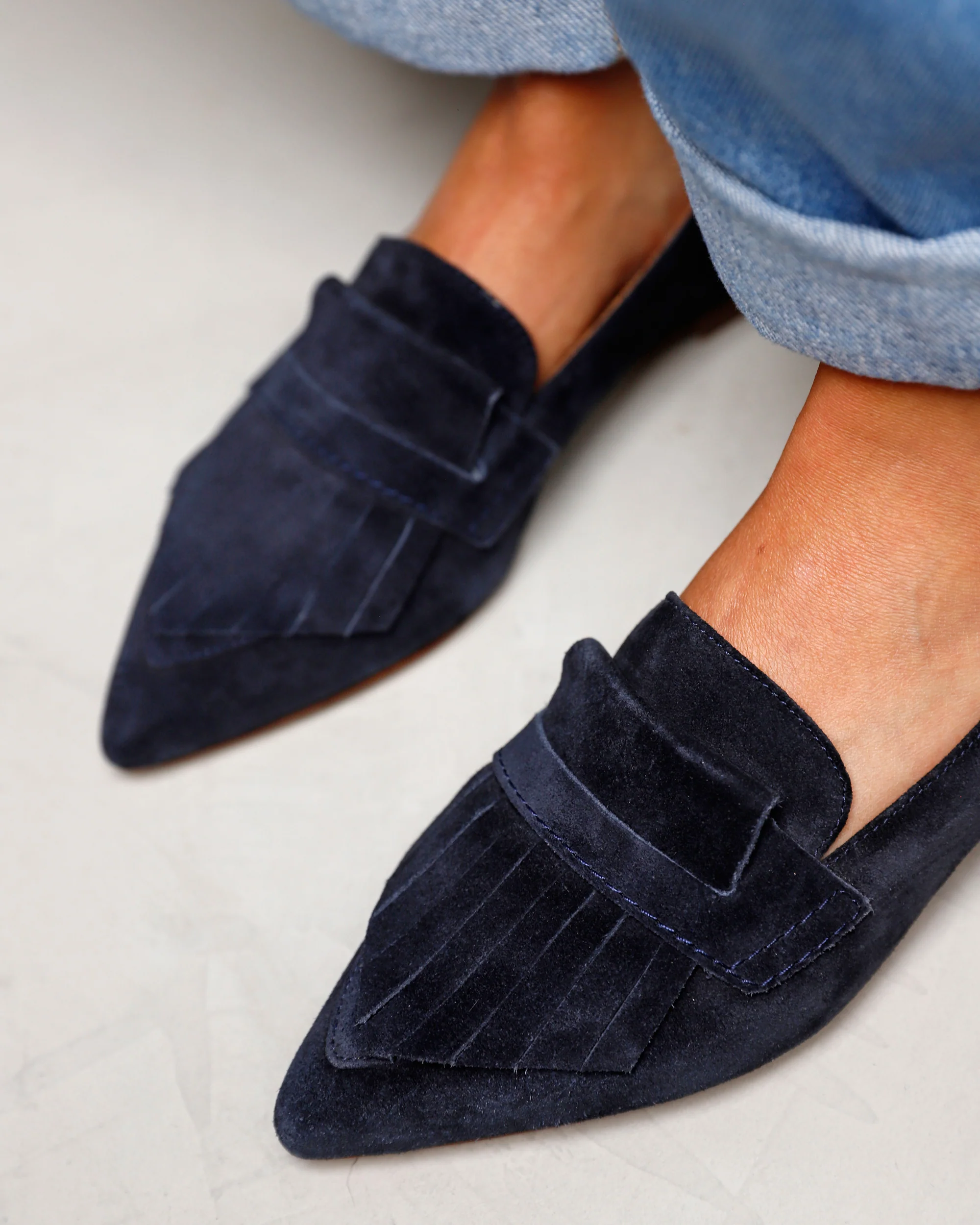 Lola Oakley - Image 7