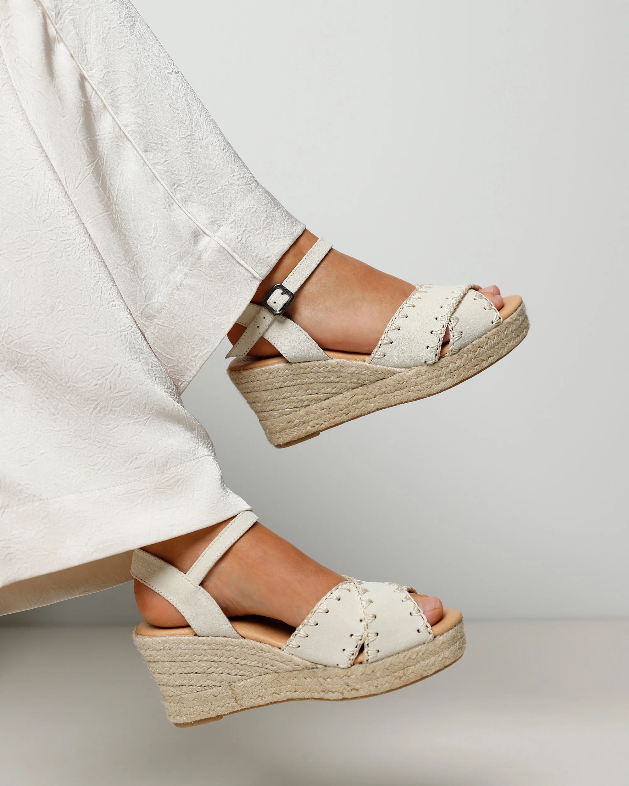 Luisa Ayla - Image 6