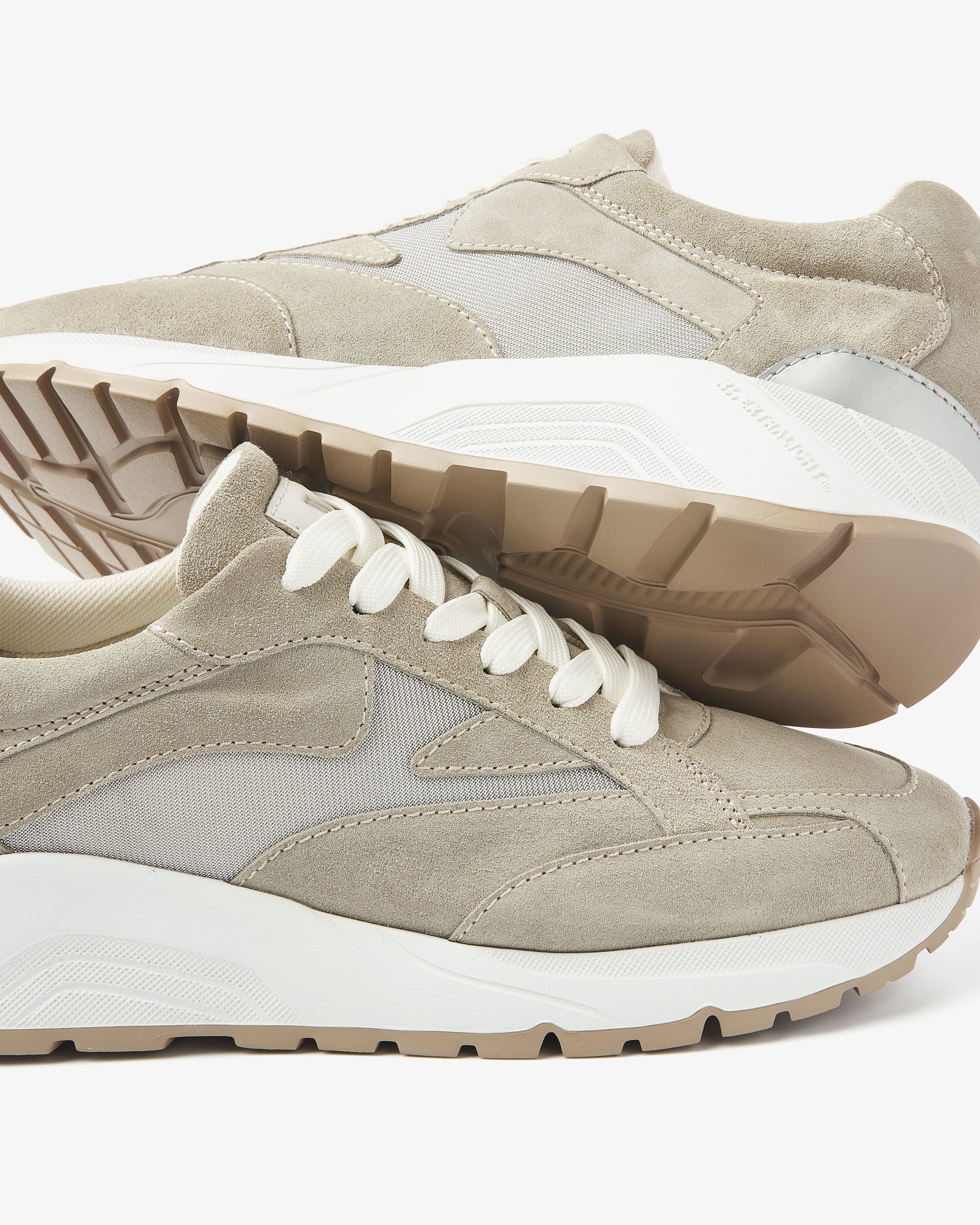 Owen Benson - Image 5