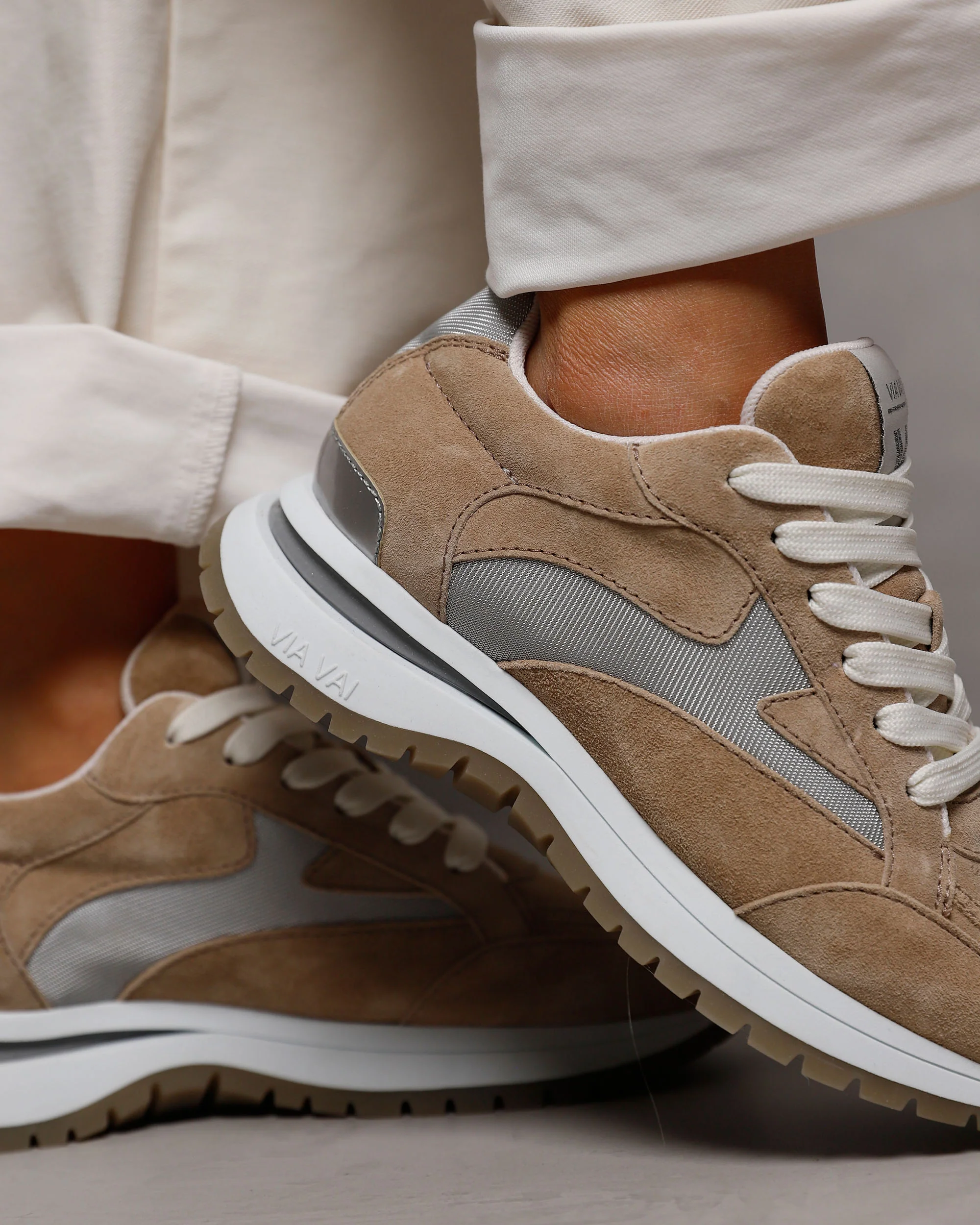 Usher Riggs - Image 7