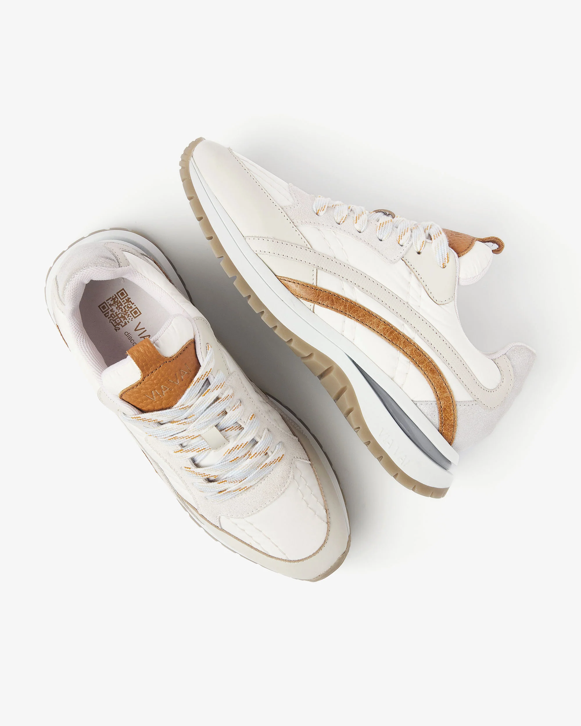 Usher Skye - Image 4