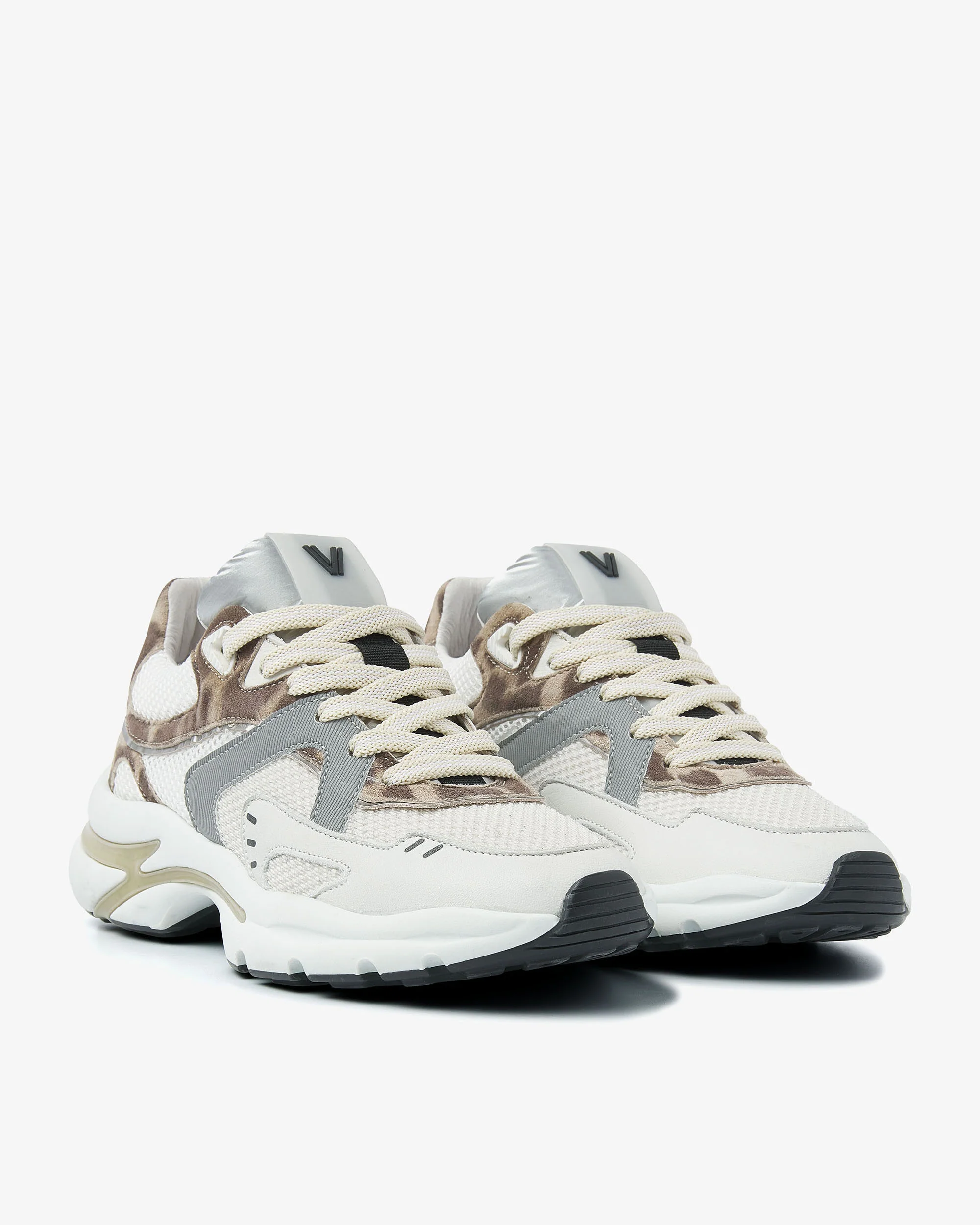 Vesper Kelsey - Image 3